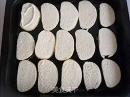 Make The salad sauce step 2