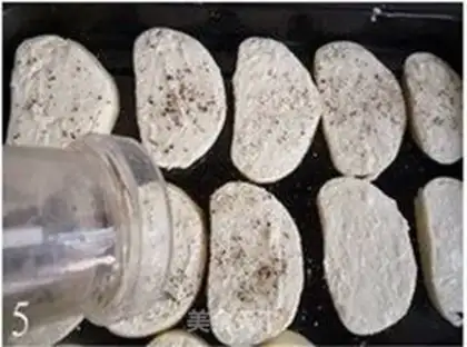 Make The salad sauce step 4