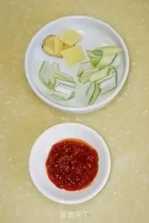 Make Pepper chopping steamed fish step 1