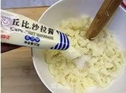 Make Shilling potato salad step 3