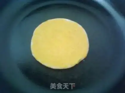Make Mini pumpkin pizza step 6