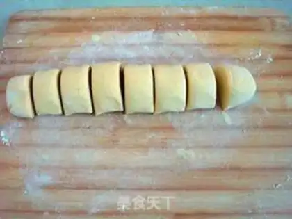 Make Two-faced buns step 4