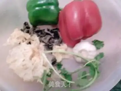 Make Garlic, black and white step 0