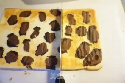 Make Tokyo chocolate banana roll step 9