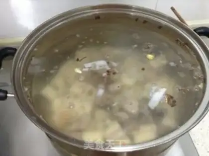 Make The soybeans, the cornbone soup step 3