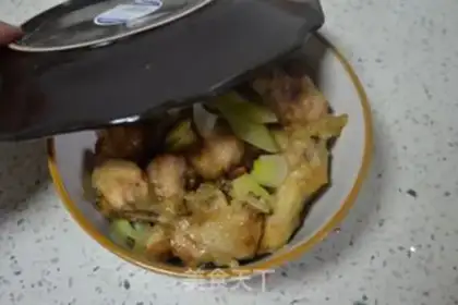 Make Yellow chicken step 21