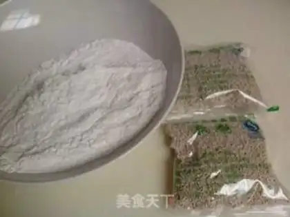 Make Pink rice cake step 0