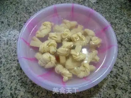 Make A thousand knots step 1