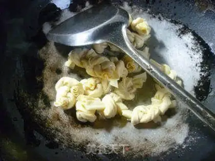 Make A thousand knots step 3