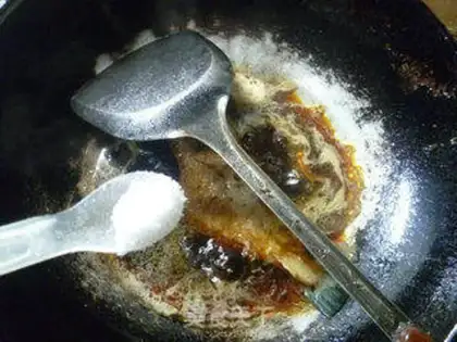 Make Pingos burn rubber fish step 8