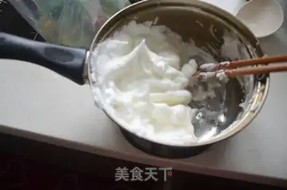 Make Yogurt cake step 2