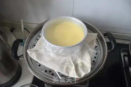 Make Yogurt cake step 6