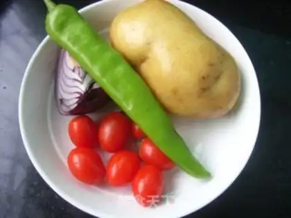 Make Tomato fried potato chips step 0