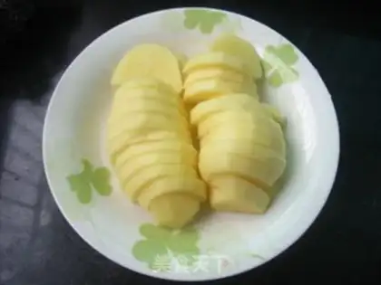 Make Tomato fried potato chips step 1