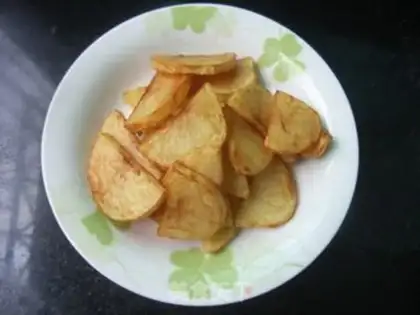 Make Tomato fried potato chips step 3