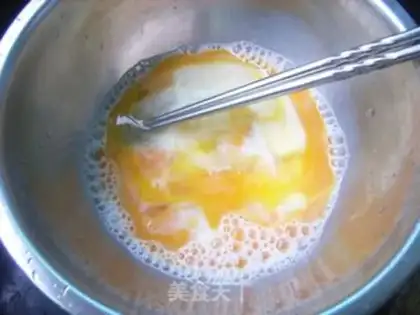 Make Mini-vane-eating omelet step 1