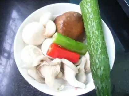 Make Cucumber mushrooms step 0