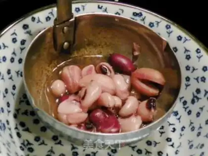 Make Soup for a peanut chicken step 3