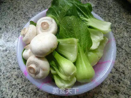 Make Mushrooms and greens step 0