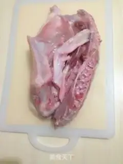 Make A duck with a flat finger step 0
