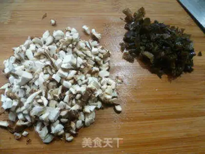 Make Three Spring Rolls step 1