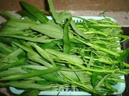 Make Garlic cabbage step 0