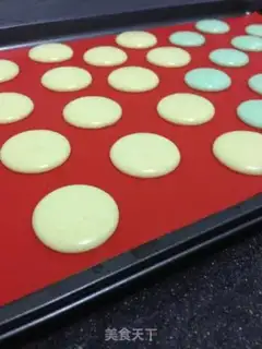 Make Macalon (French) step 14