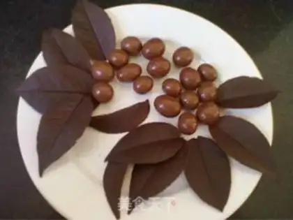 Make DIY CHOCOLATE CAKE step 2