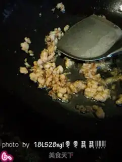 Make Spaghetti sushi step 5