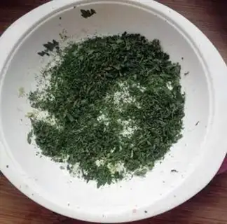 Make The seaweed peanuts step 1