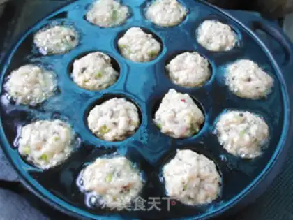 Make Mushroomballs step 6