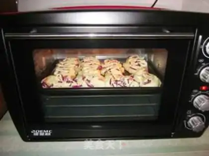 Make Ice-cooked veggie buns step 16