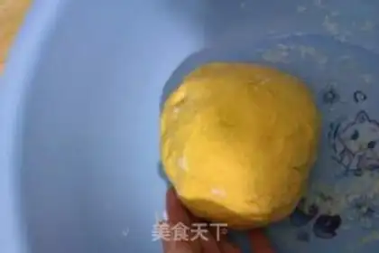Make Pumpkin buns step 7