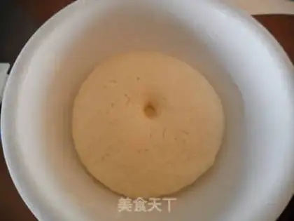 Make Potato-coloured buns step 3