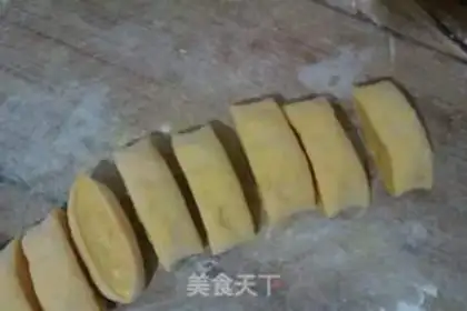 Make Pumpkin buns step 12