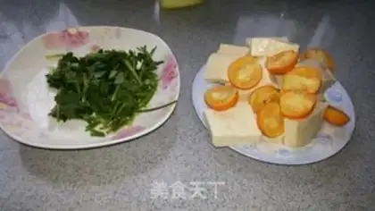 Make Tofu soup step 1