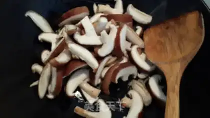 Make Mushroom oil step 3