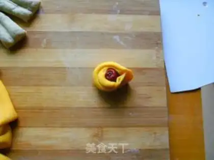 Make Soybean-sucked red-treet flower step 15