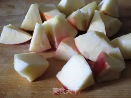 Make Apple silver ear red fruit soup step 3