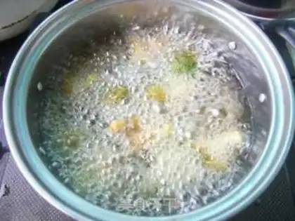 Make In print, fried broccoli step 4