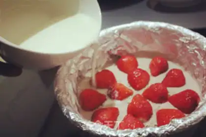 Make Strawberry Moose step 7