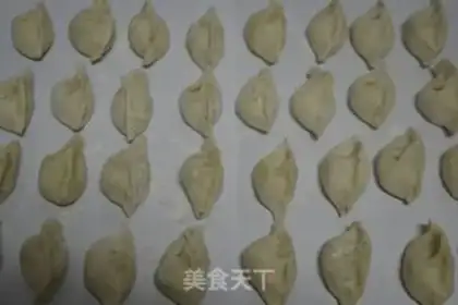 Make Sour beef dumplings step 19