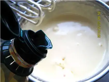 Make Eggs, souffle cookies step 2