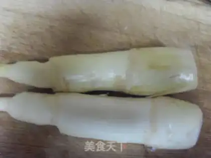 Make The silk is white step 0