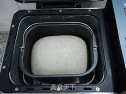 Make A greasy rice paste with dried toast step 8