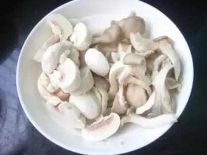 Make Pumpkin with mushrooms step 2