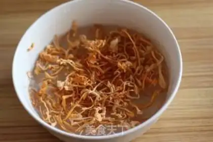 Make Worm grass and meatballs step 1