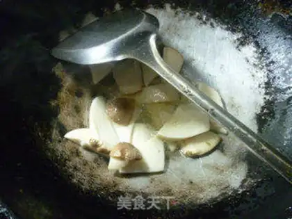 Make Garlic apricots fried eggs step 3