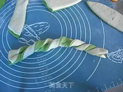 Make Spinach rolls step 8