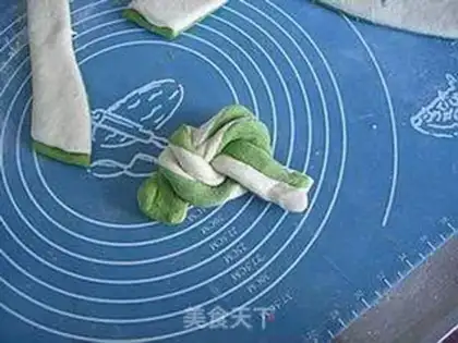 Make Spinach rolls step 9